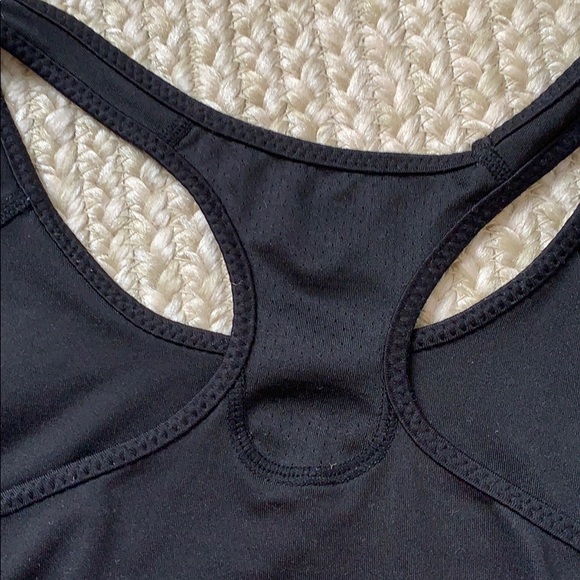 Black sports bra - Picture 2 of 2